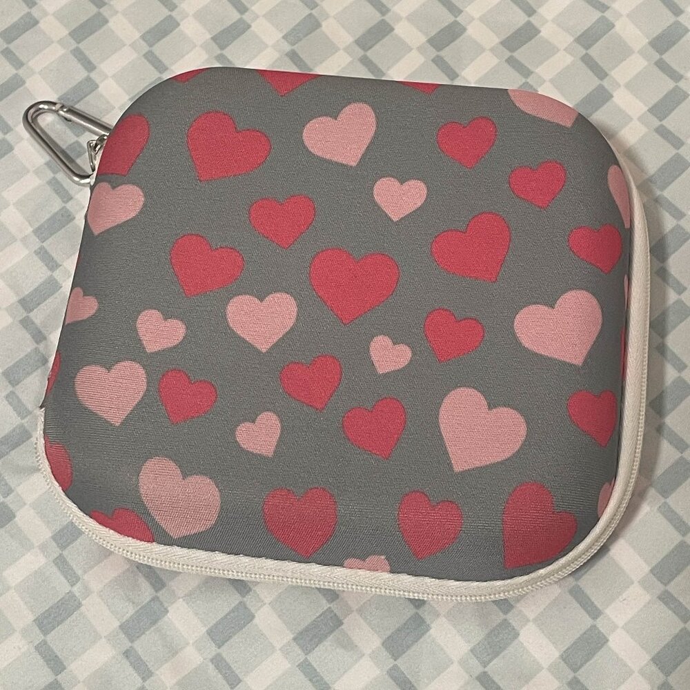 💖 Clip, Zip & Go! – Gray Hard Shell Case with Hearts + Carabiner 💖